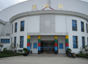 游泳馆